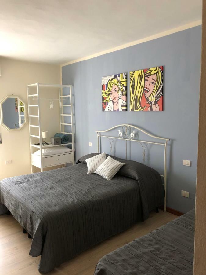 Irides Rooms A Un Passo Dai Parchi Divertimento لاتيزي المظهر الخارجي الصورة