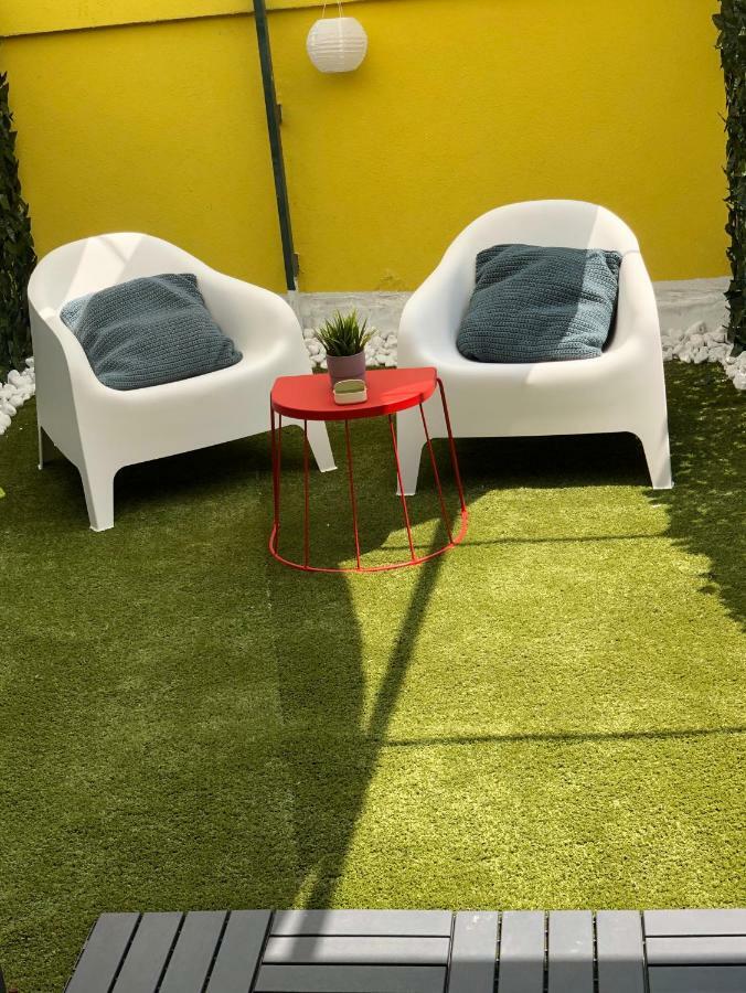 Irides Rooms A Un Passo Dai Parchi Divertimento لاتيزي المظهر الخارجي الصورة