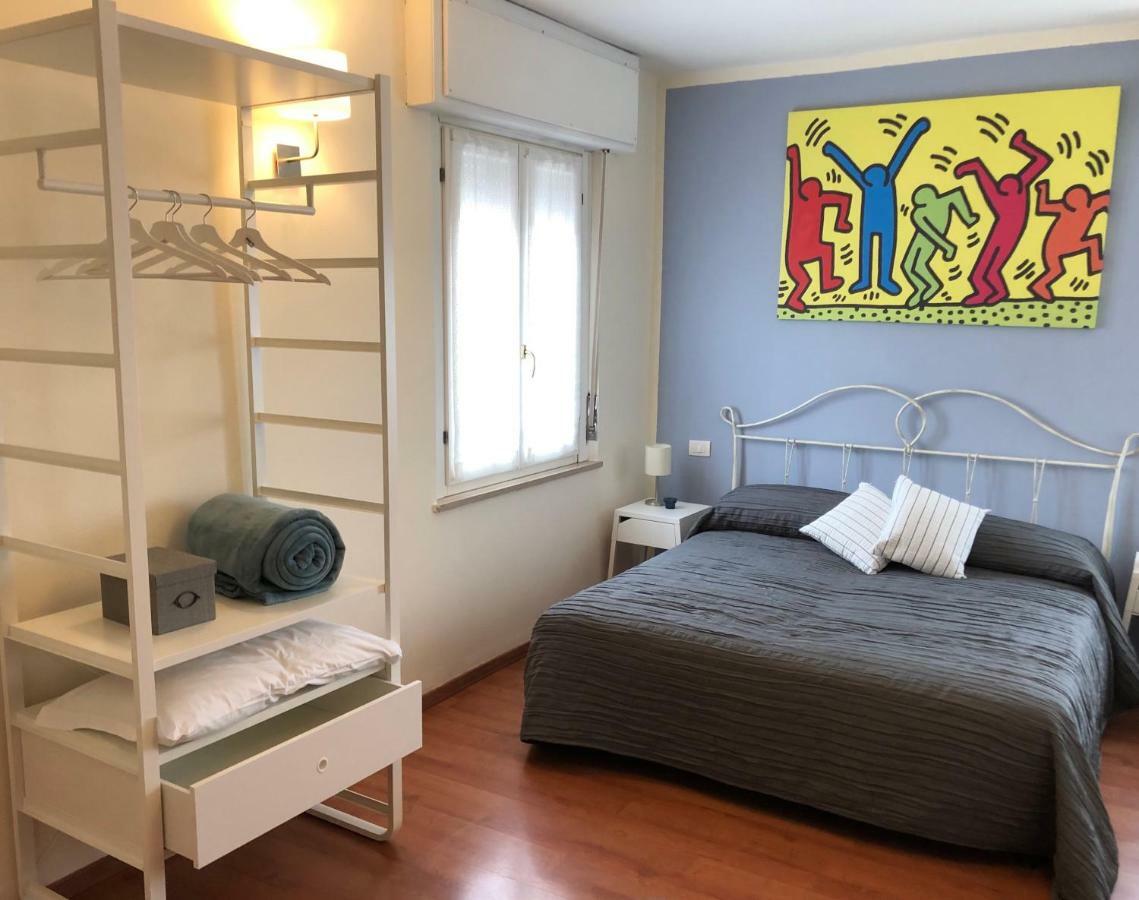 Irides Rooms A Un Passo Dai Parchi Divertimento لاتيزي المظهر الخارجي الصورة